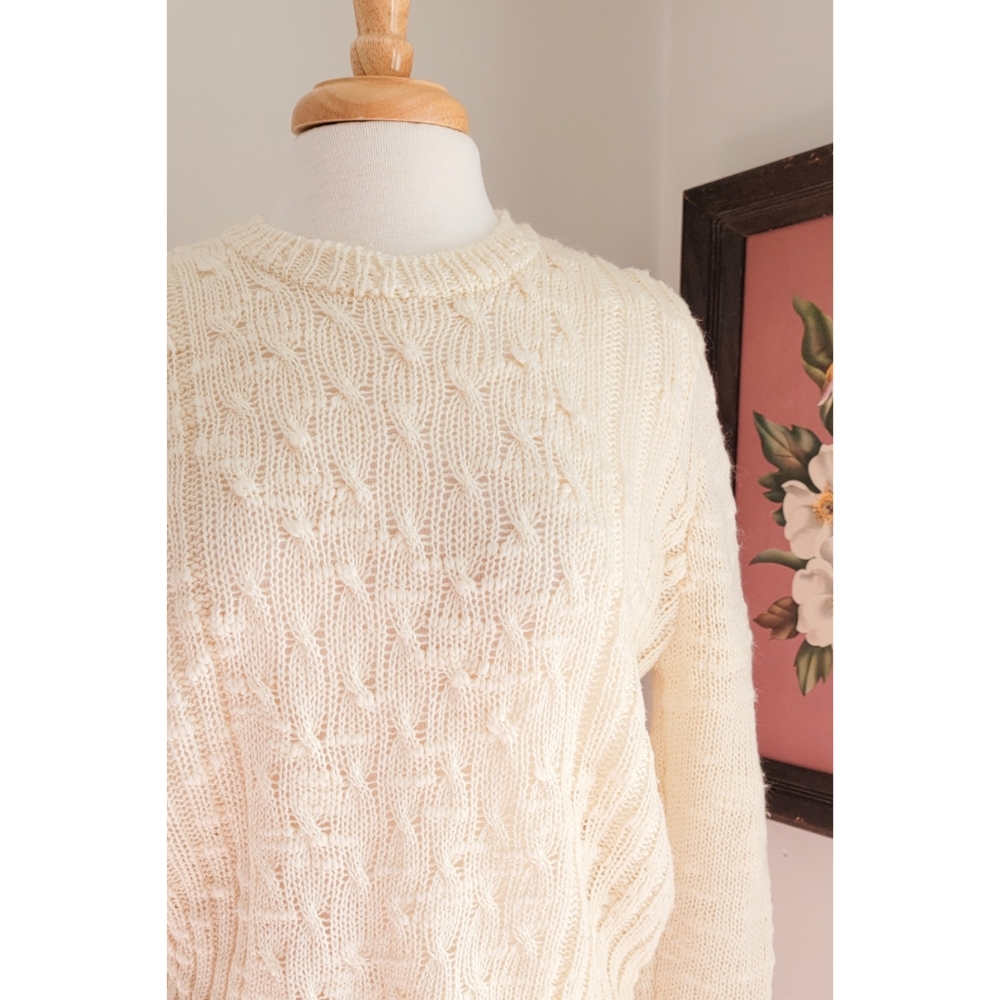 80s Ivory Pointelle Knit Crew Neck Long Sleeve Open Knit Neutral Vintage Sweater - Picture 14 of 14